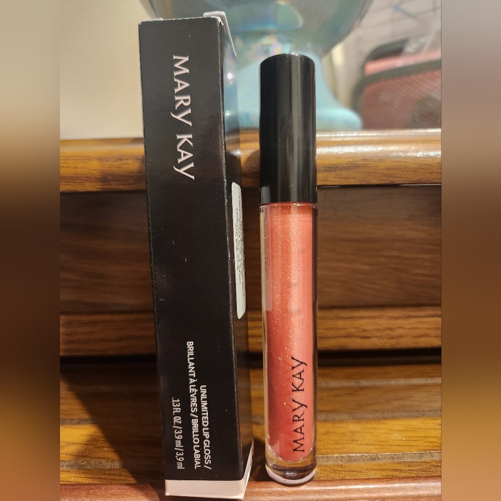 Mary Kay Unlimited Lip Gloss